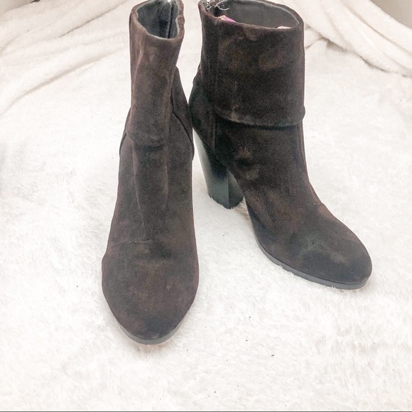 Rag & Bone Classic Newbury Suede Ankle Booties Burgundy Brown Size 37 or US 7 - Picture 1 of 16